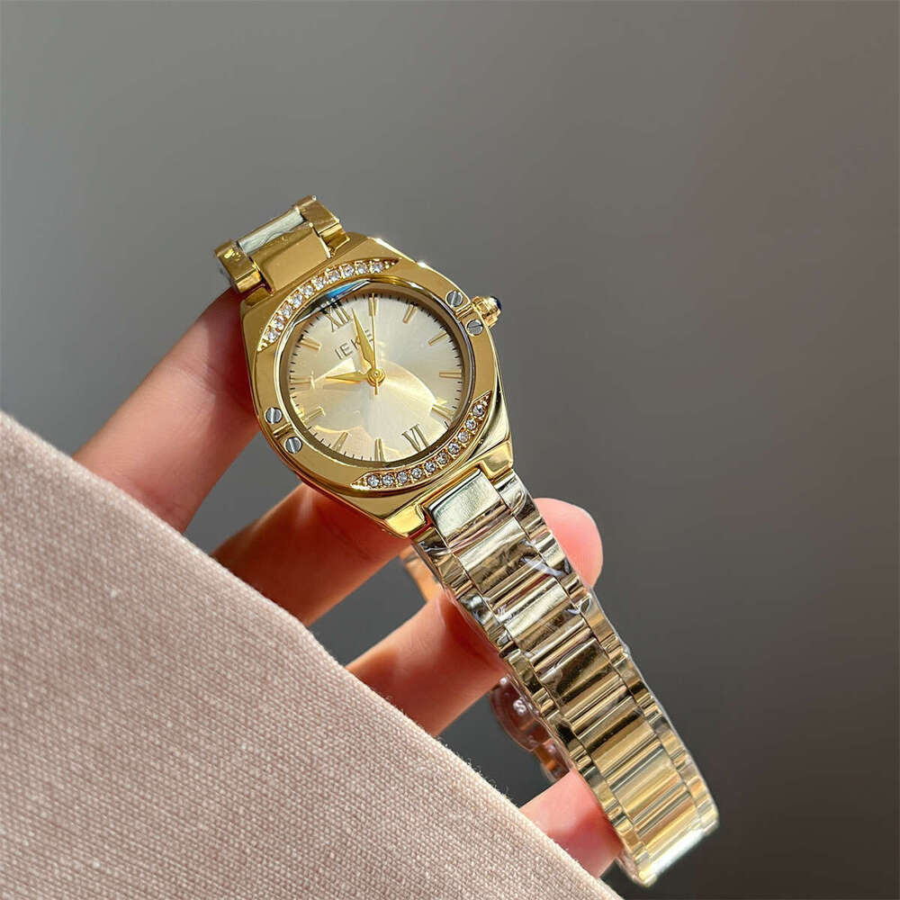 2025 New Style Rhinestone Dial Elegant Designer Fashion Steel Band Quartz Watch Casual for Women Women's Wristwatch