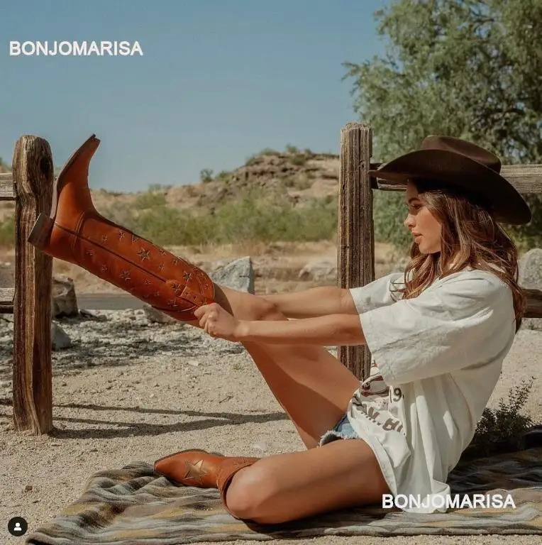 Women Western Boots Embroidered Fashion Chunky Heel Shoes Woman Star Slip On Cowboy Cowgirl Boots Black 250809