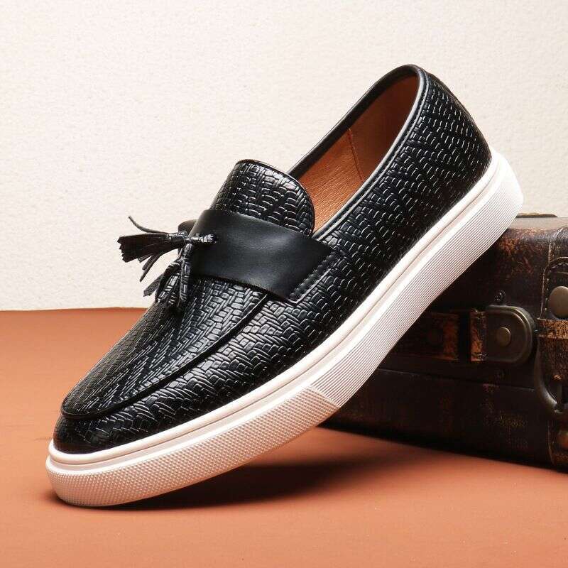 British Style One Legged Tassel Loafers Men's Casual Shoes, Versatile And Fashionable Patterned Bean Shoes For Men