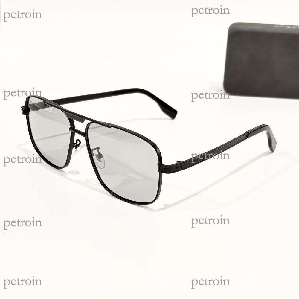 2025 New Pilot Fashion Polarized Unisex Versatile Trendy Glasses Personality Sunglasses