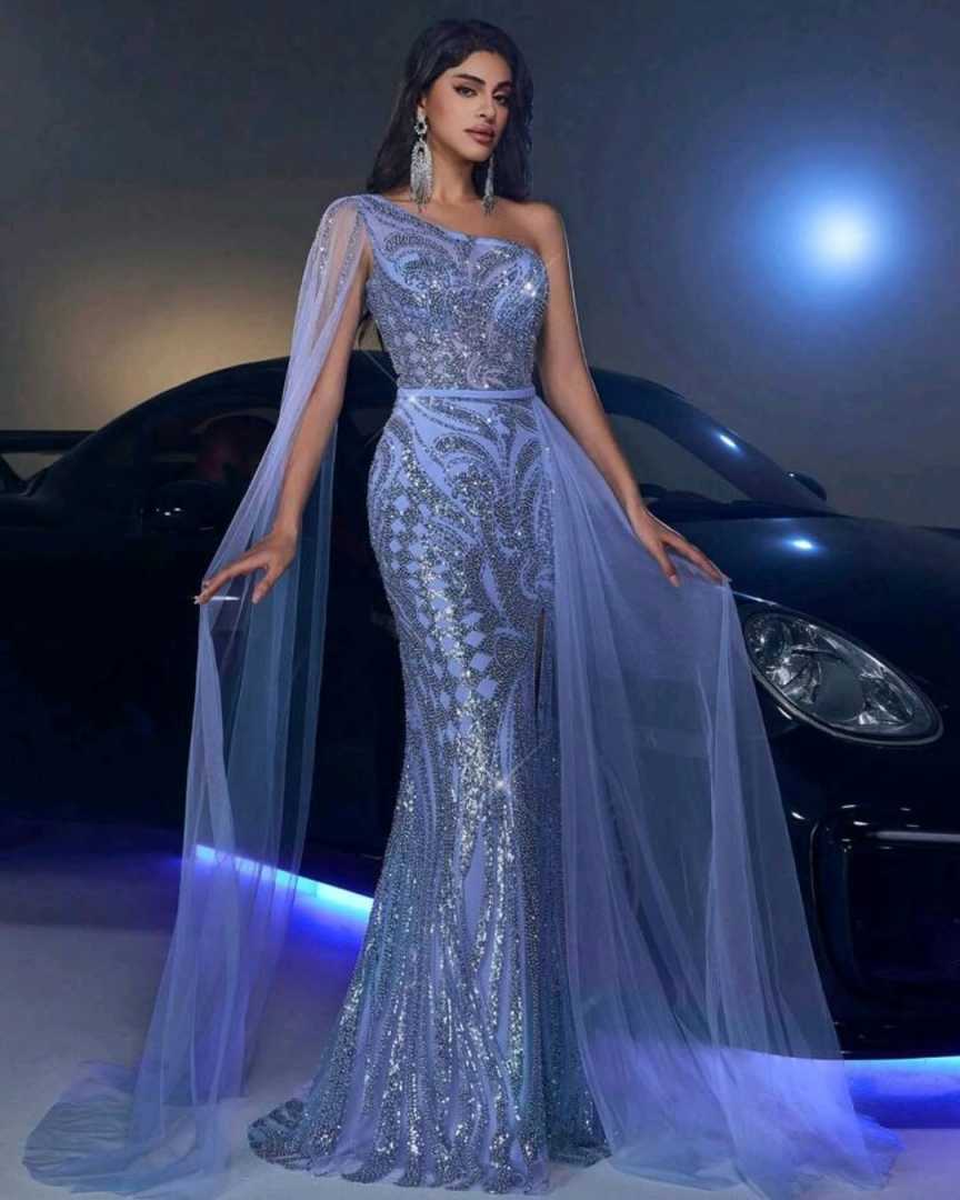 Stylish Mermaid Evening Dresses One Shoulder Sleeveless Side Split Sequins Crystal Prom Dress Detachable Train Party Gowns Vestidos De Noche