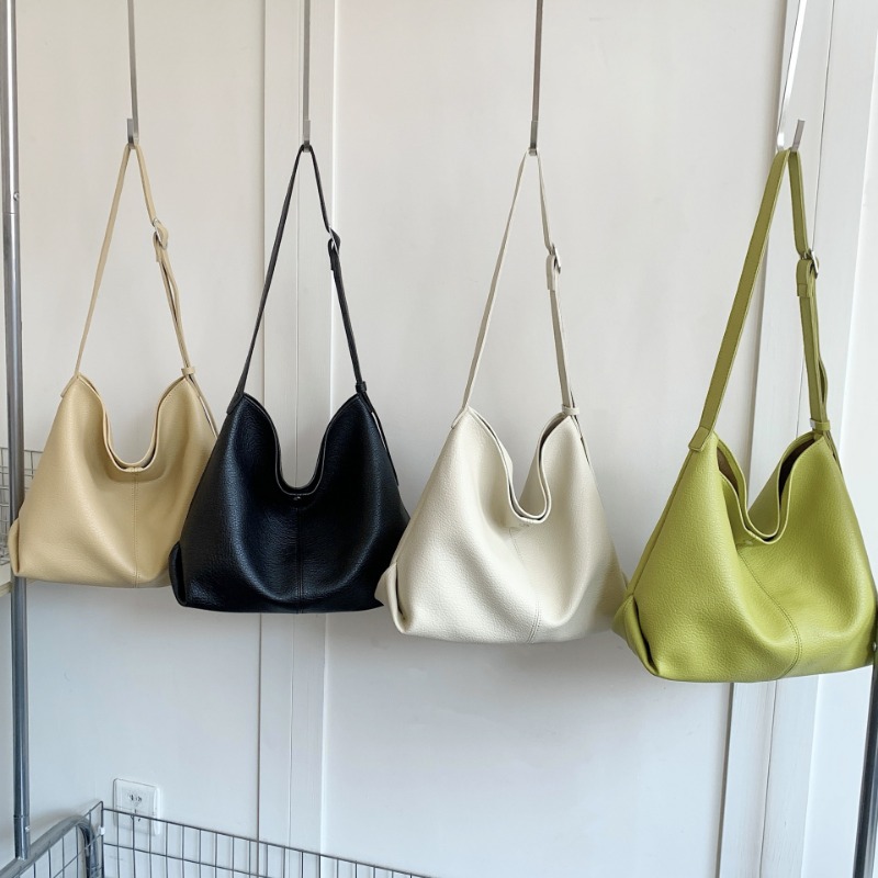 Womens Large-Capacity Shoulder & Crossbody Backpack - Retro Style Commuter Purse