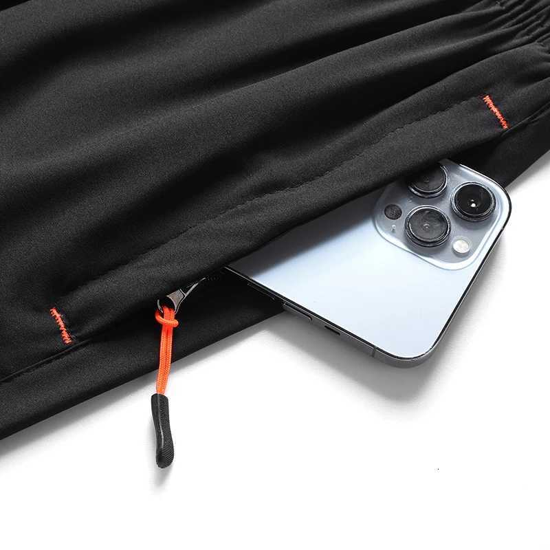 Summer Running Sports Shorts Men Breathable Beach Shorts Ice Silk Comfortable Elastic Waist Fitness Basketball Short Sportswear Y250814