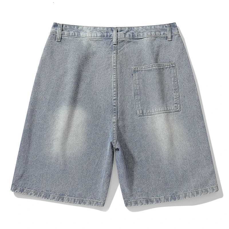 2025 summer new denim shorts mens loose Korean retro crease short jeans fashionable washed casual denim shorts new streetwear Y250814