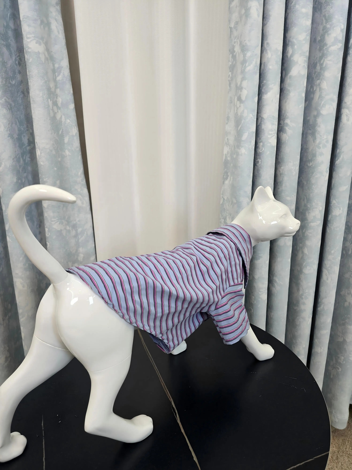 Cute and Cool StreetFriendly Artifact American Retro Style Red Blue Stripesd Shirt for Pets Suitable Cats Dogs 250814