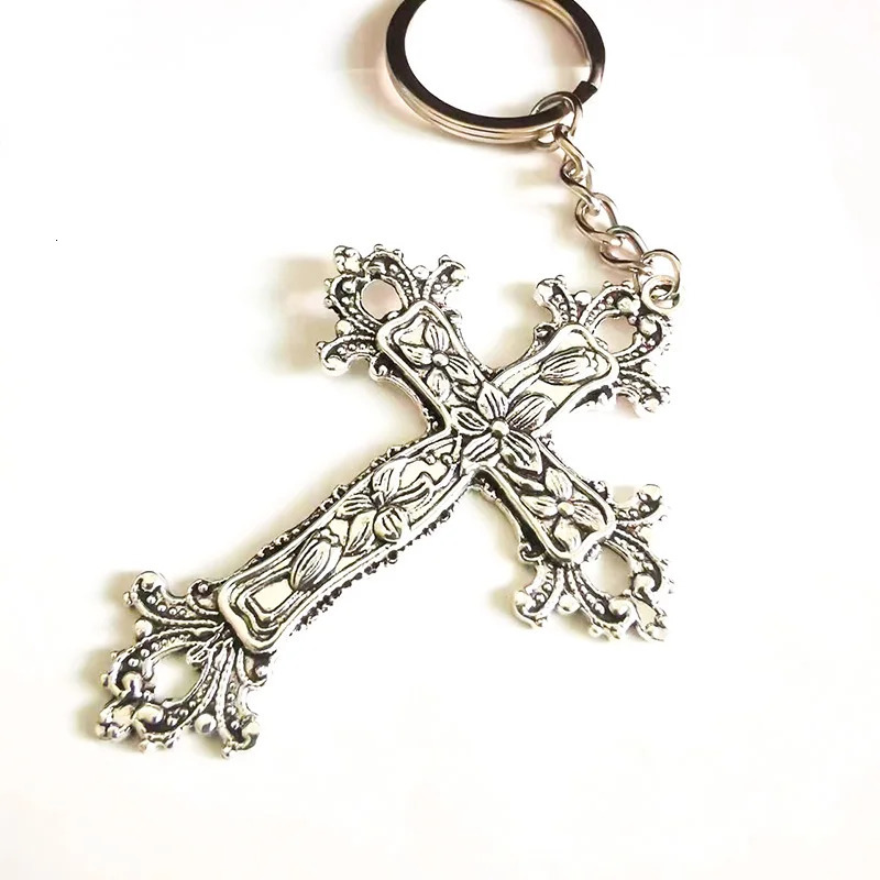 1pcs Vintage Goth Cross Keychain Car Women Men Bag Accessories Jewelry Gifts Keyrings Wholesale Holder 250804