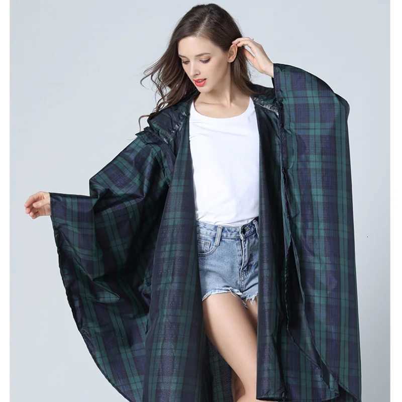 Mens and womens fashion poncho raincoat Green check poncho large size poncho mountaineering poncho waterproof raincoat Y250814