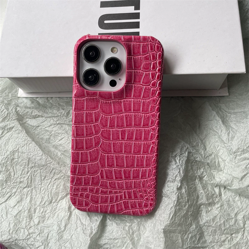Vintage Crocodile Texture Case - Half-Wrap for iPhone 12/13/14/15/16 Pro Max