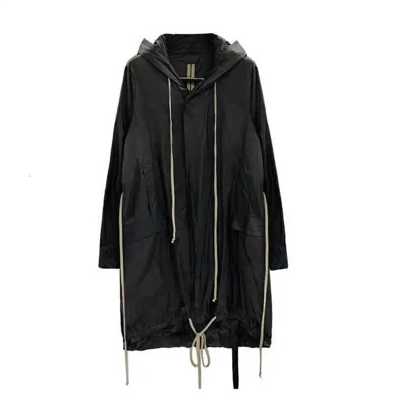 2023 HKSH Spring Summer Mens Tide Dark Trench Hooded Windbreaker Casual Thin Zipper Loose Side Sewn Pockets Solid Color Coats W250815