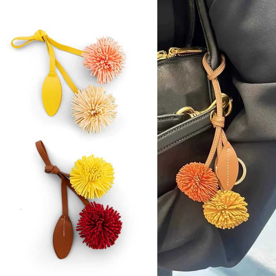 Bag Charm wer Ball Pendant Luxury Fashion High-grade Tassels Leather wer Car Pendant Decoration Bag Accessories Y250815