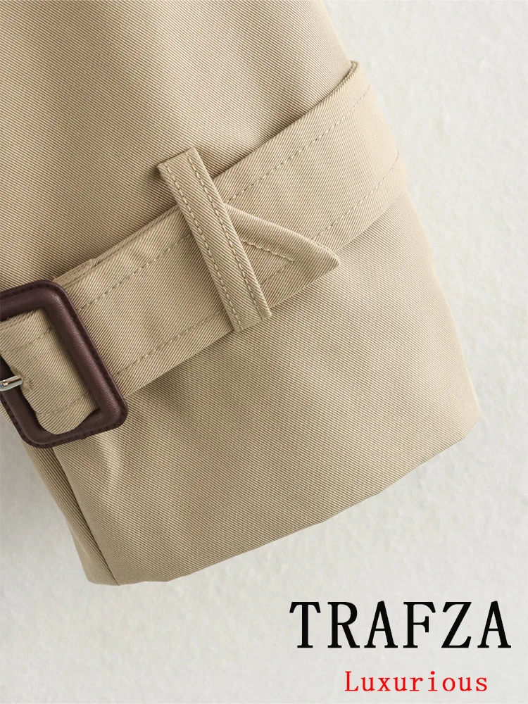 TRAFZA Vintage Casual Chic Women Jackets Solid Double Breasted Turndown Collar Long Sleeve Short Coat Fashion 2024 Autumn 250805