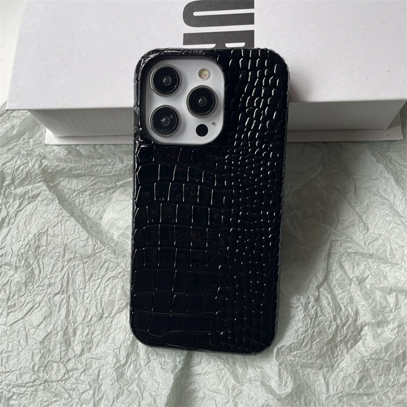 Vintage Crocodile Texture Case - Half-Wrap for iPhone 12/13/14/15/16 Pro Max