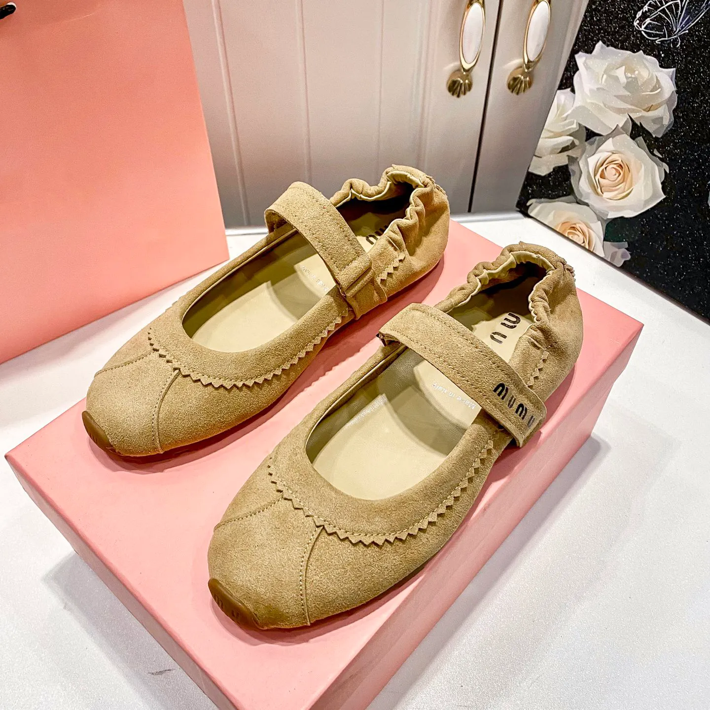 Paris designer Ballet Flats Ballet Shoes Women brands Quilted Slip on Ballerina Round Toe Ladies Dress Shoes