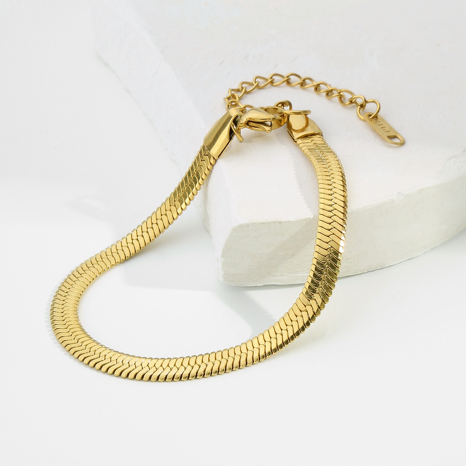 Jewelry Chain Bracelets European and American Minimalist Trendy Titanium Steel 18K Gold Plated Bracelet Slim Snake Unique Snake Bone Plated Bracelet f