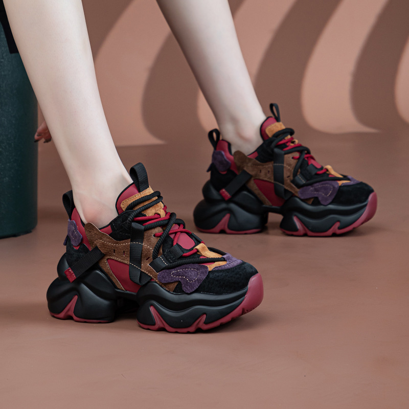 Designer Thick soled Women's Shoes 2025 New Versatile Fashion Women's Sports Shoes