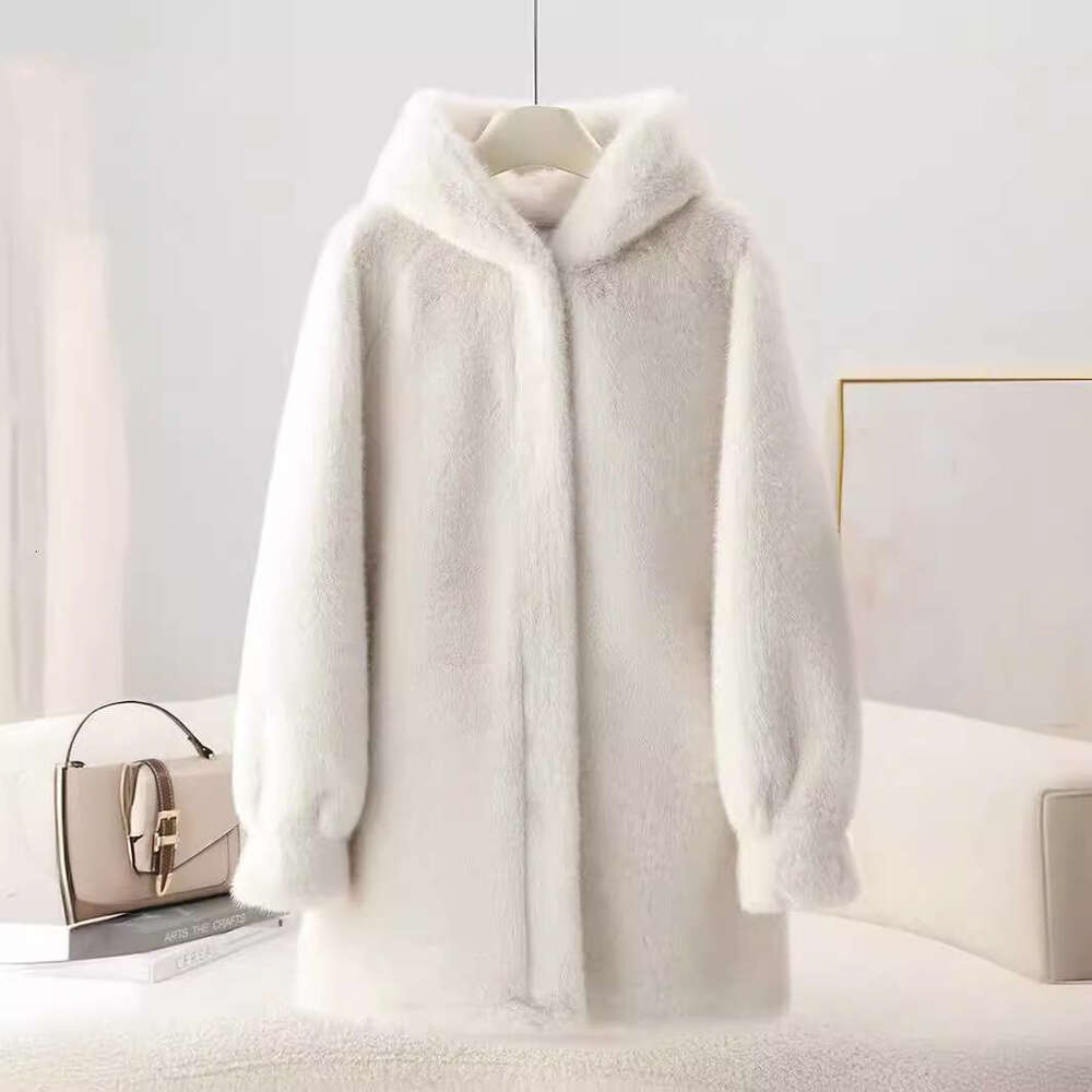 Clothing Autumn And Winter Veet Eco Friendly Fur Women's Mink Hooded Young Medium Length Coat 20250815