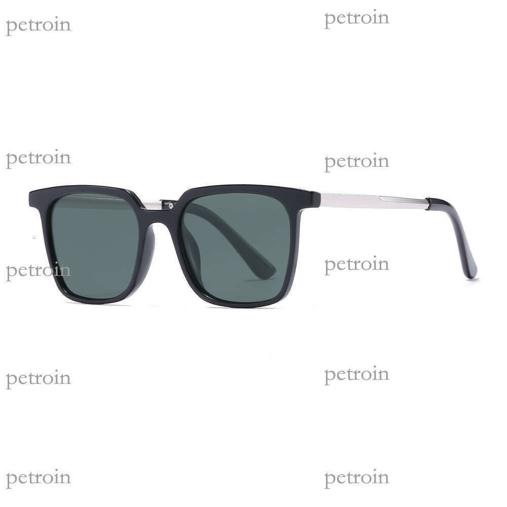 25 New Small Frame for Men Driving Cycling Outdoor Sports Polarized Sunglasses Trendy Glasses