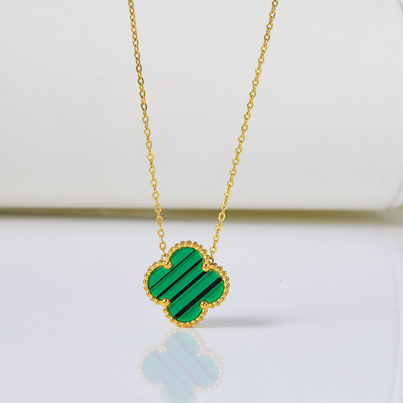 Four-leaf Clover Necklace High Version V Gold Craft Women Non-Fading Two-Way Wear Natural Mother-of-Pearl High-End Accessory Jewelry for Women