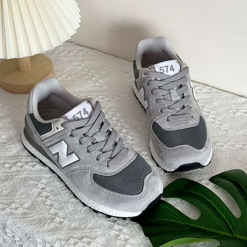 Casual shoes Sneakers Designer shoes Couples' retro shoes Fashionable running shoes Lightweight and comfortable Sneakers New shoes