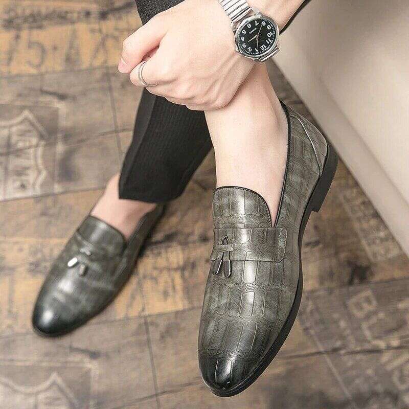 New Formal Business Fashion Casual Men Brand Leather Loafers Breathable Slip on Male Boat Shoes Moccasins