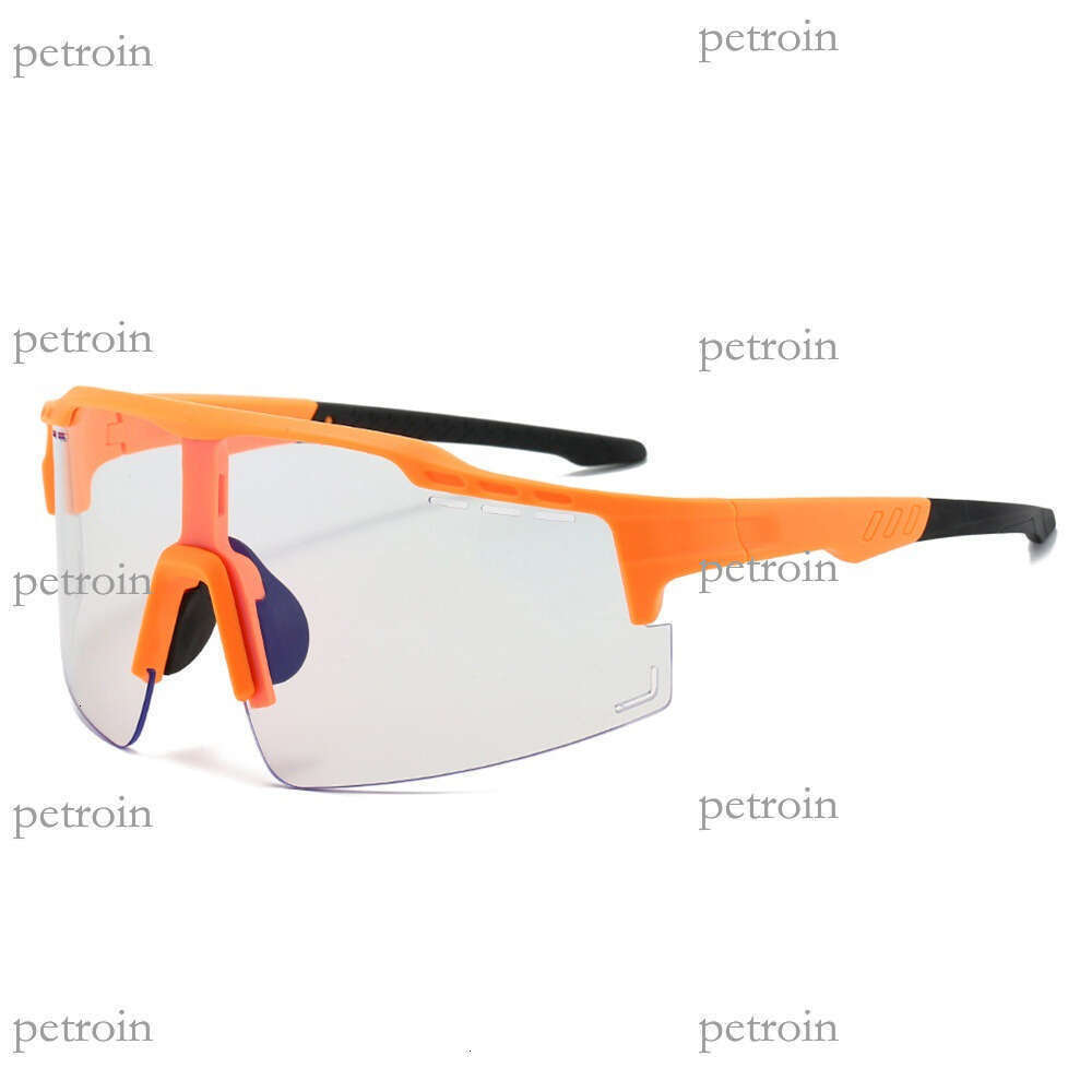 New sports cycling outdoor windproof unisex protective photochromic glasses