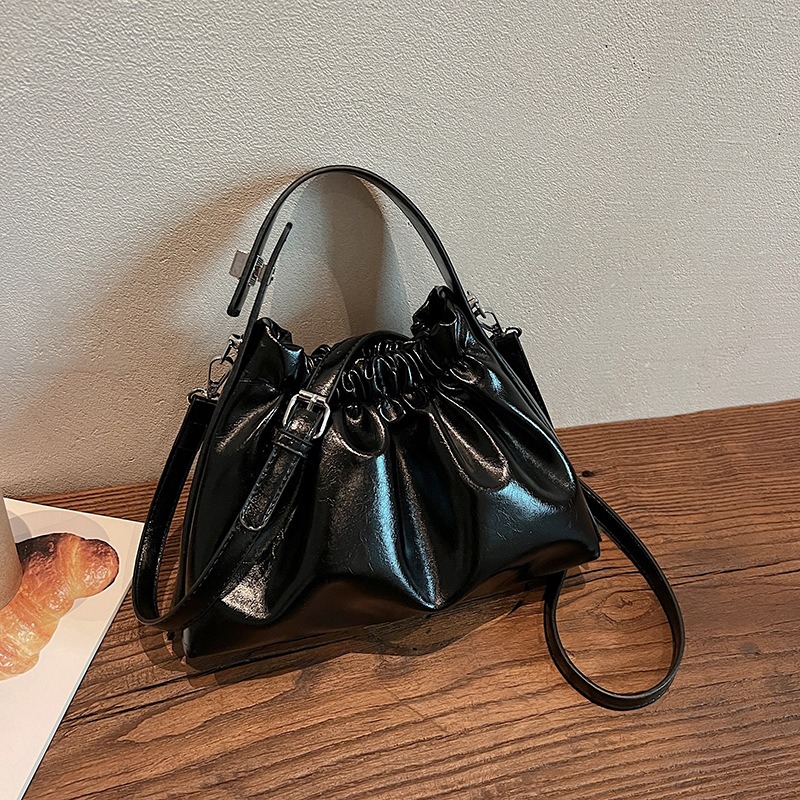 Chic Shoulder Bag Collection Featuring Intricate Pleating Ideal Accessory