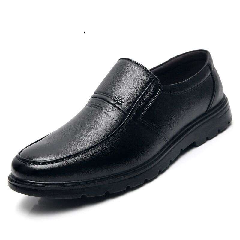 New Soft Leather Round Head Business Casual Men's Anti Slip And Wear Resistant Thick Soled Foot Set Hotel Kitchen Shoes