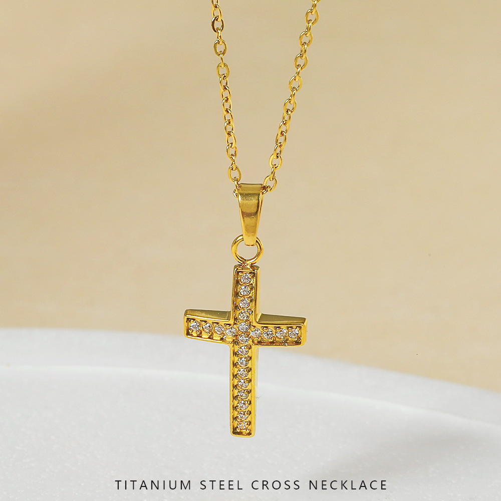American Style Stainless Steel Zircon Cross Necklace Accessories for Women Non-Fading Light Niche Pendant Jewelry for Women
