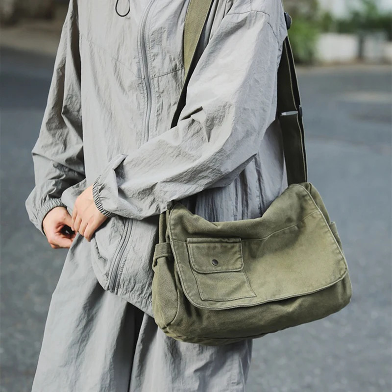 Japanese Messenger Bag Fashionable Simple Versatile Large-capacity Tote Bag Retro Canvas Messenger Bag Unisex Sports Travel Bag 250809