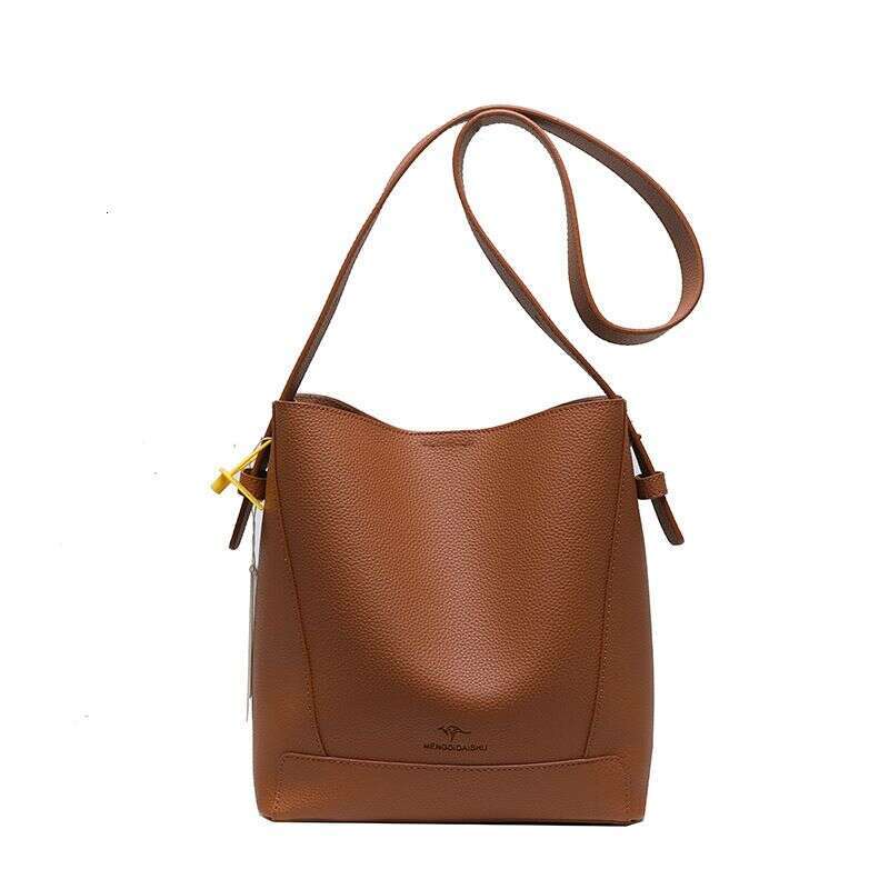 2023 New Women's Popular Bucket Korean Version INS High Capacity Tote Street One Shoulder Diagonal Straddle Bag