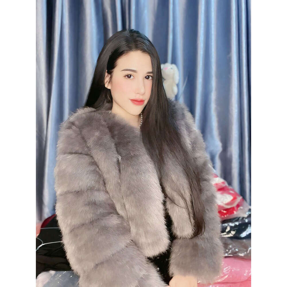 Faux Fox Fur Coat V-Neck Winter Woman Long Sleeve Warm Winter Coat Women Fashion Luxury New Fur Jacket