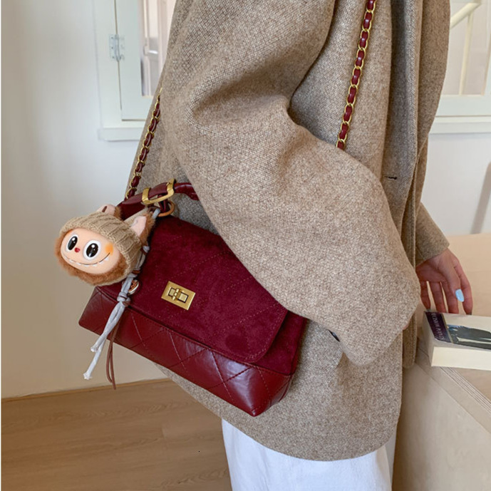 Luxury Retro Frosted Women's Handbag Free Shipping Designer Diamond Grid Splicing Chain Small Square Bag New Single Shoulder Crossbody Bag Casual