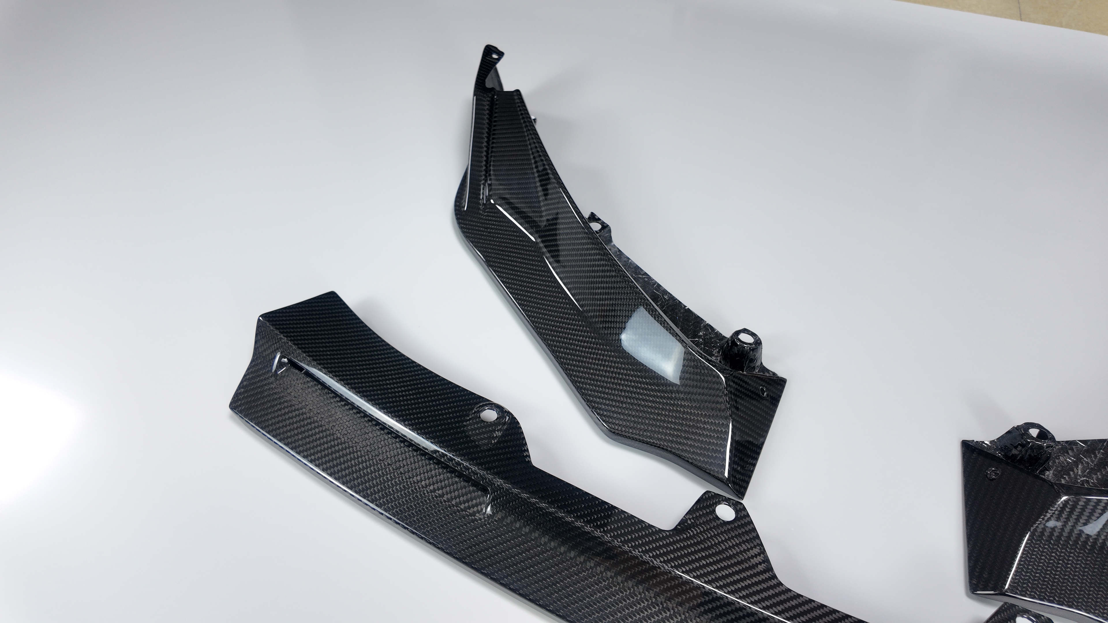 For BMW G80 G82 M3 M4 V Style Front Body Kit Dry Carbon Fiber Car Bumper Spoiler Diffuser Splitter Lip Exterior Parts