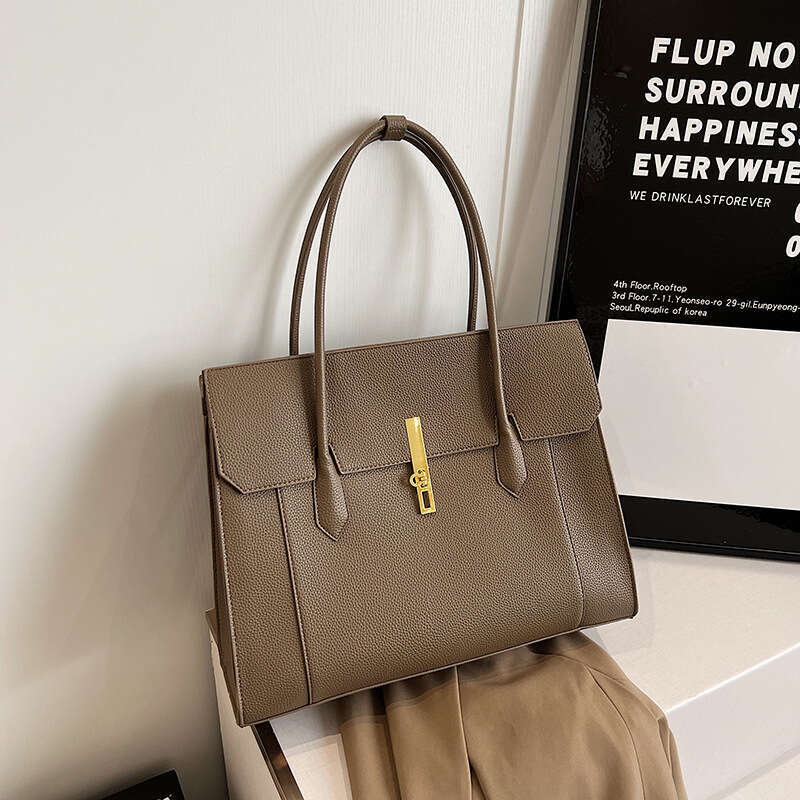 Large Capacity Tote Bags Designer Women for 2025 New Niche Versatile Underarm Briefcase Lazy Style Shoulder Bag