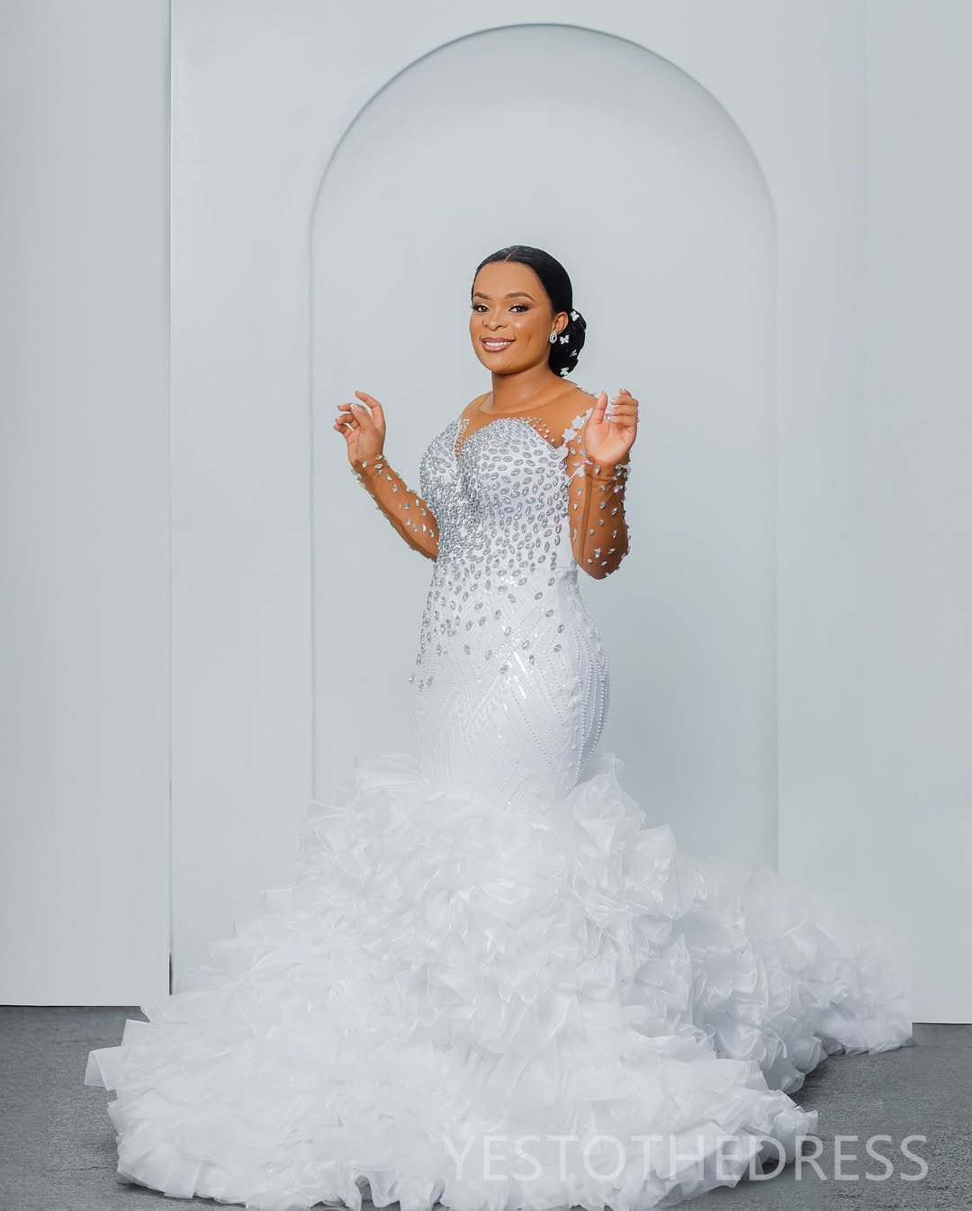 Arabic Aso Ebi Plus Size Off White Mermaid Wedding Dresses 2025 Pearls Beaded Floral Lace Luxurious Vintage Bridal Gowns Dress D596