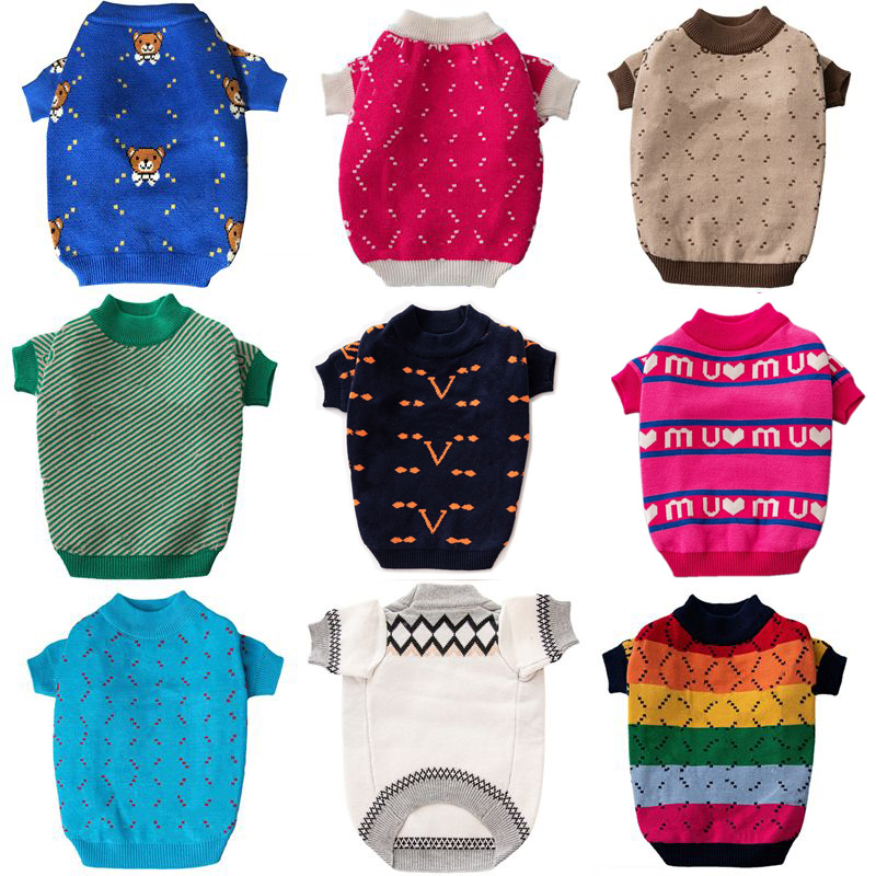 Designer Dog Clothes Luxury Dog Apparel Winter Warm Pet Sweaters Knitted Turtleneck Cold Weather Pets Coats Puppy Cat Pullover Clothing for Small Dog 