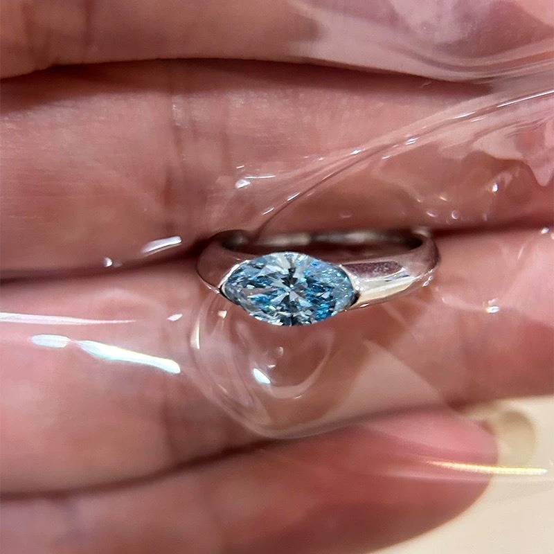 Chic Unisex Designer Ring with Sparkling Blue Cubic Zirconia Stones Set in Premium S925