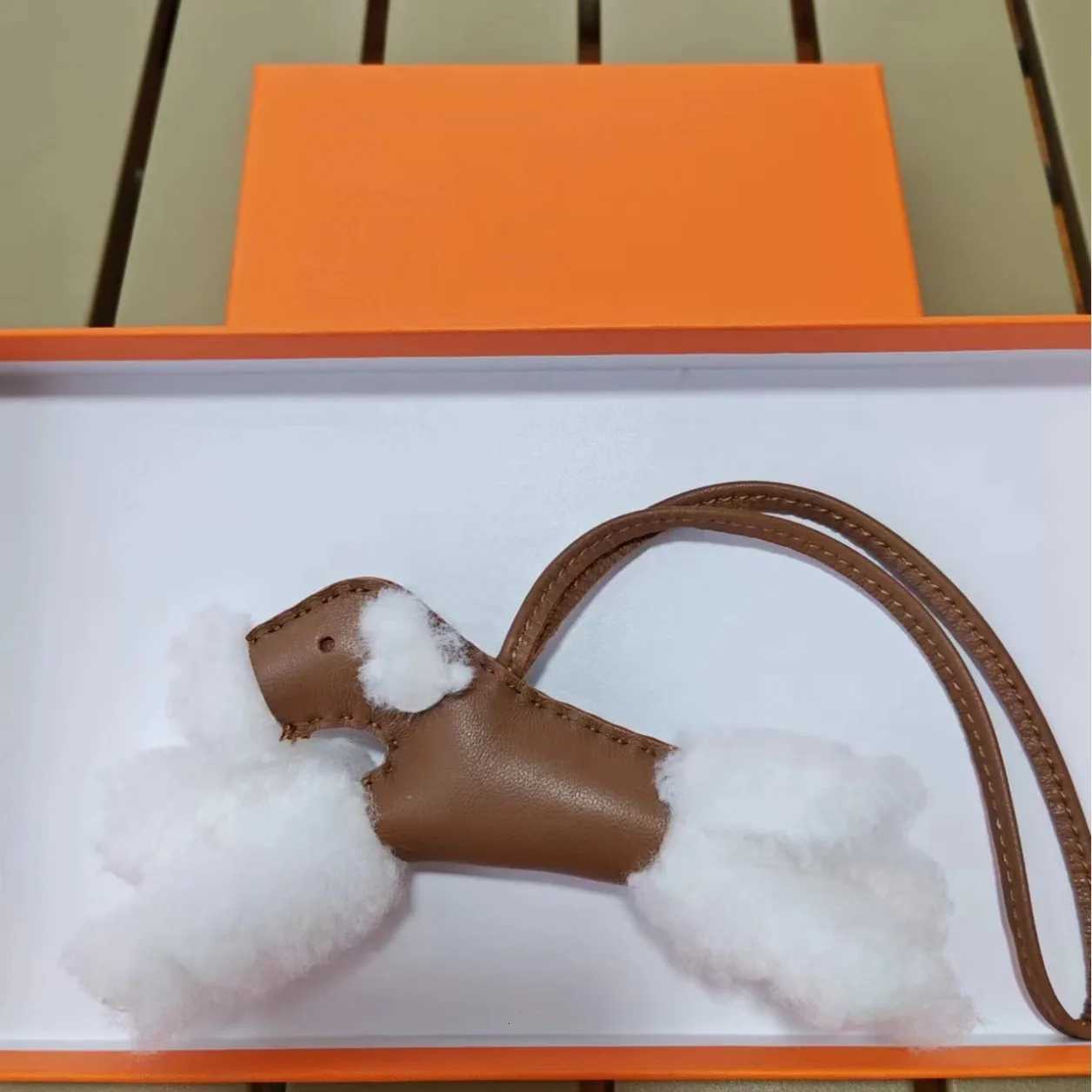 Classic Real Leather Dog Fur Hanging Keychain Bag Charm Pendant Ornaments Backpack Accessories Gift Diy Bag Y250815