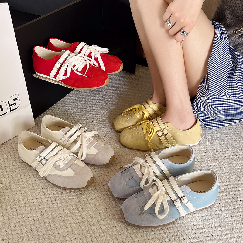 2025 new soft leather women's flat ballet shoes designer sports and casual shoes