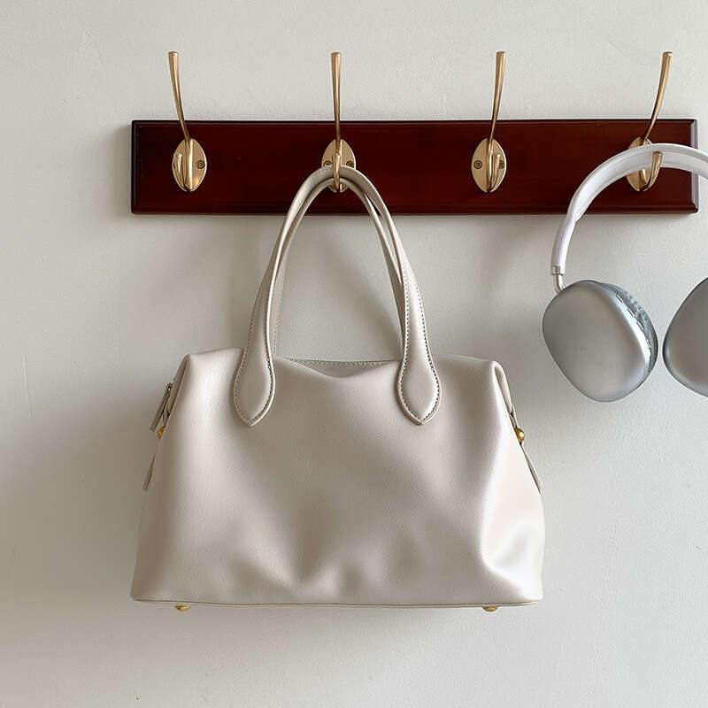 Korean Autumn Winter Soft Leather Handbag Tote High-end Elegant Bags Designer Women Single Shoulder for Women Versatile Large Capacity PU Commuter Bag