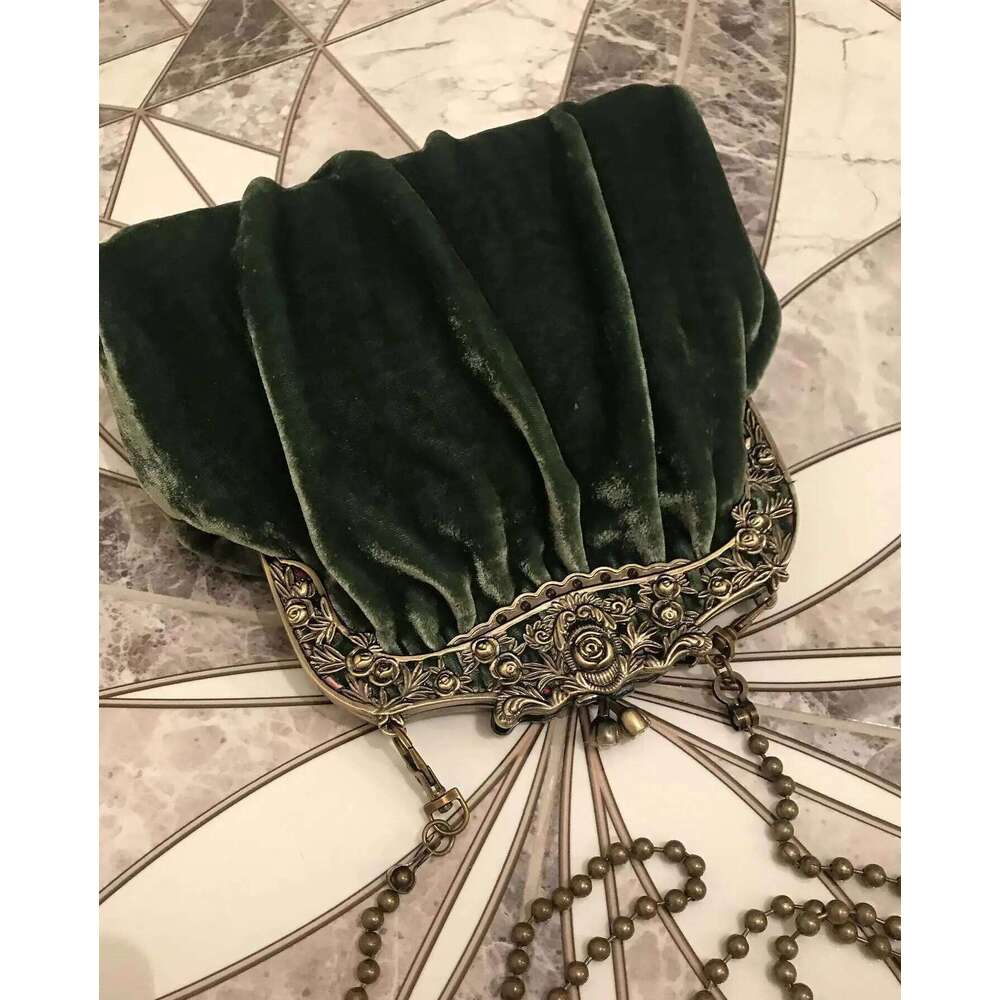 Designer bag 52 Lost In Veet Fabric Soild Purse Metal Frame Kiss Lock Evening Clutch Vintage Nickel Farmyard