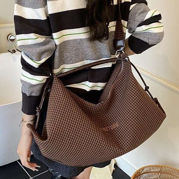 Bags Designer Tote Women Korean Large Capacity Bucket for 2025 New Fashion Commuter Shoulder Versatile College Style Canvas Bag