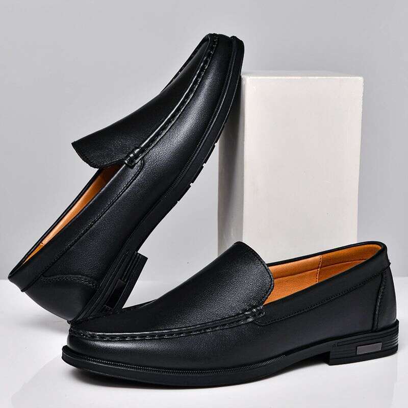 Men's plus-size 45 soft-soled soft-top cowhide loafers 46 breathable hollowed-out feet small size