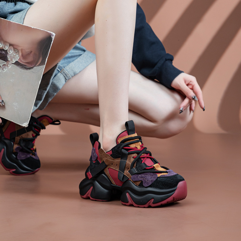 Designer Thick soled Women's Shoes 2025 New Versatile Fashion Women's Sports Shoes