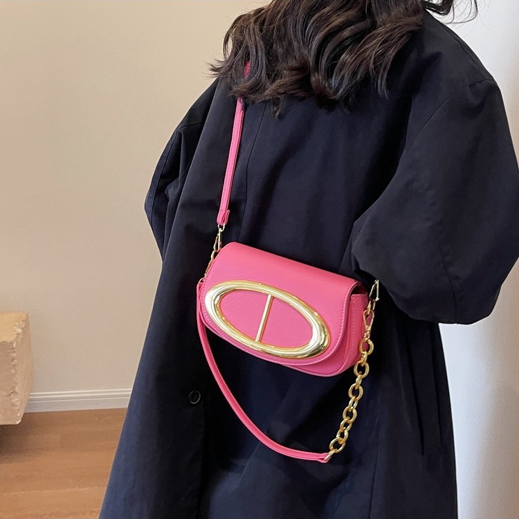 Autumn New Women's Shoulder Bag Women's Fashionable Small Square Bag Autumn New Chain Shoulder Bag Textured Women's Crossbody Bag Autum