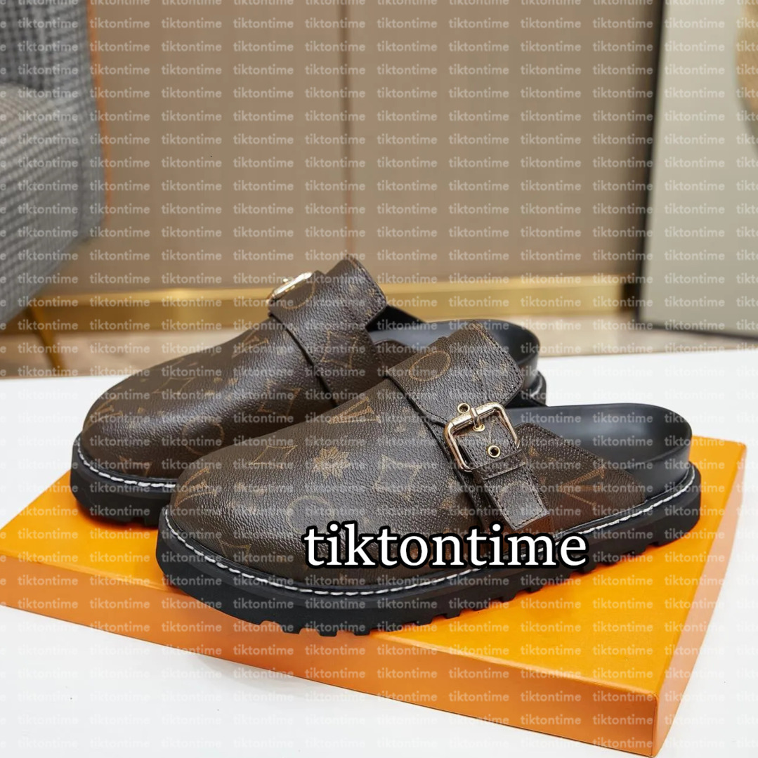 Sandals Famous lvly Designer Women Men luxury Slides Slipper Pool Pillow Platform Sandals Classic Brand Summer Scuffs Flat Comfort Mule Denim Embossed Soft Sandal