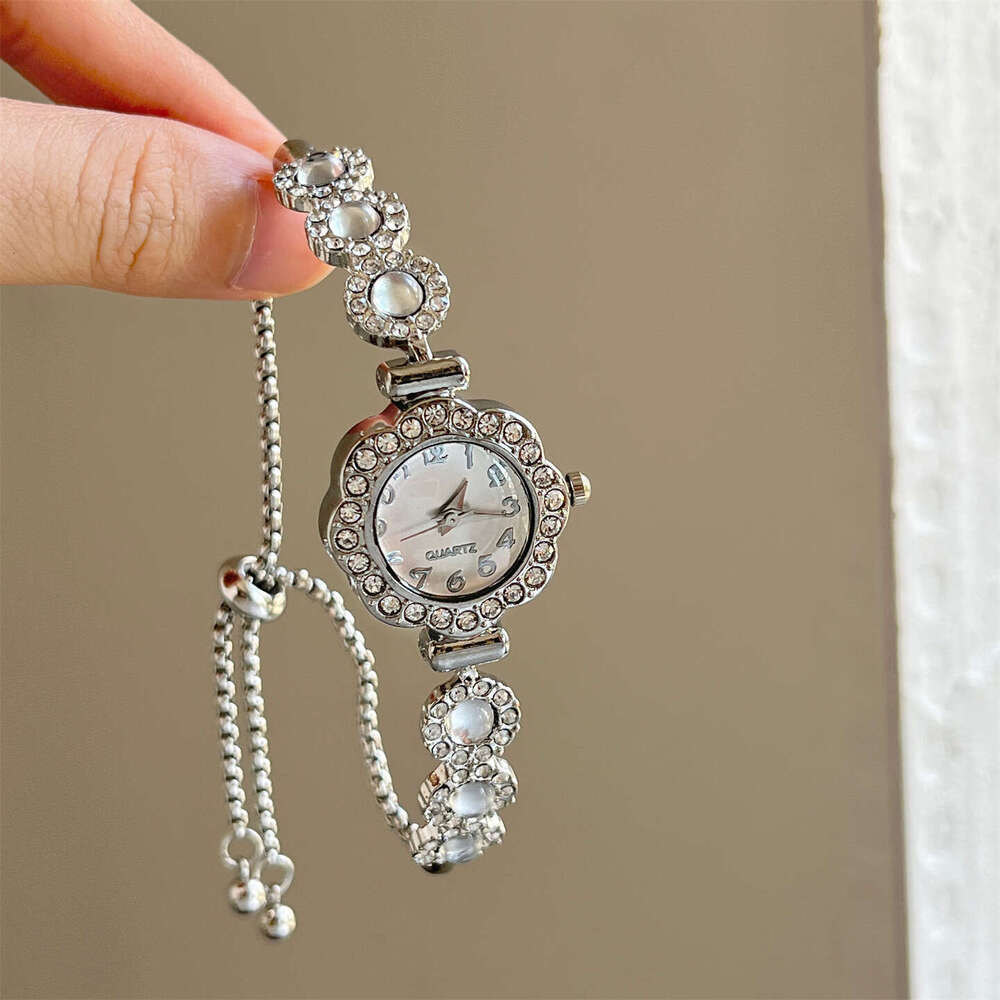 Petal Fashion Full Diamond Designer Women's for Women Pull-out Bracelet Watch