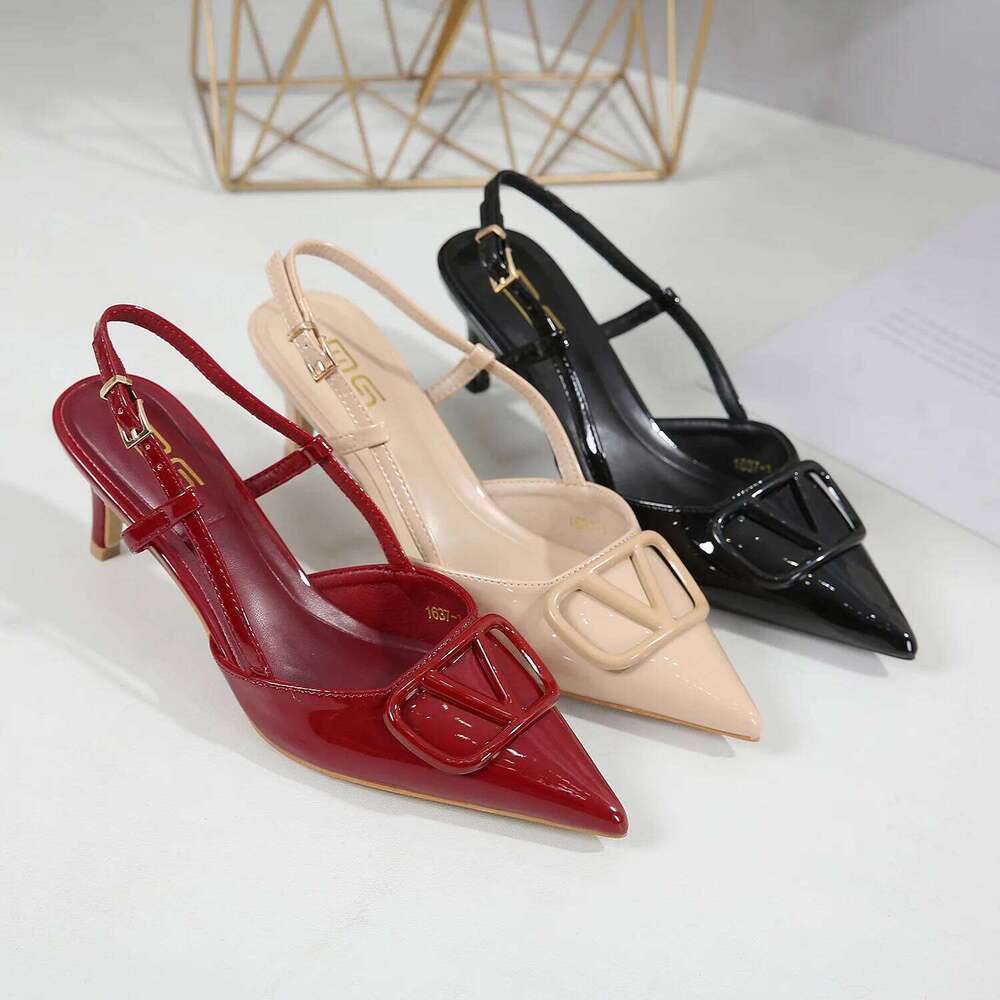 Km-Roya 2025 Quality Buckle Designed Lady 6Cm/2.4Inch Mid Heel Dress Pump Women's Outdoor Sandal Shoes