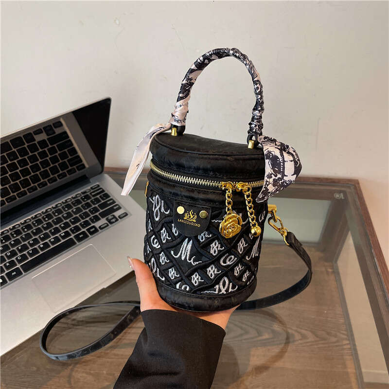 2025 Designer bag Luxury bag New Bucket Embroidery Handbag Versatile Shoulder Crossbody Bag