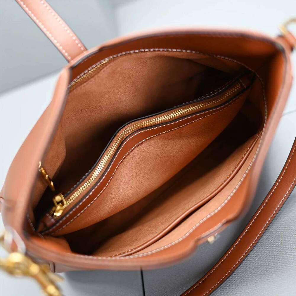 2025 Spring New Underarm Shoulder Casual Laziness Crossbody Women's Fashion Commuter Bag
